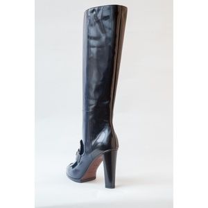 knee high balenciaga sneakers